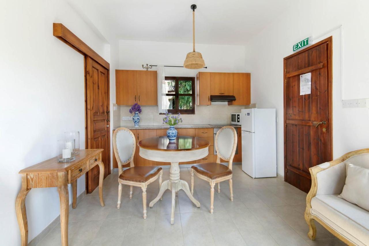 Meleni Cottage Houses Parekklisia 外观 照片