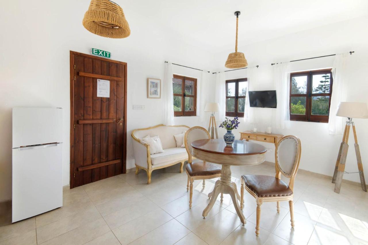 Meleni Cottage Houses Parekklisia 外观 照片