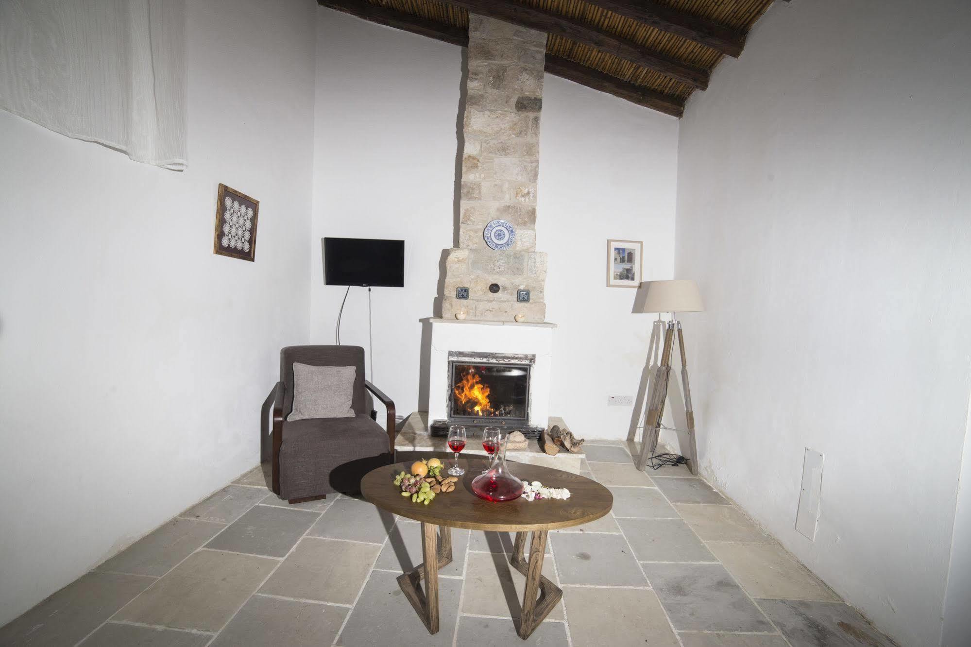 Meleni Cottage Houses Parekklisia 外观 照片