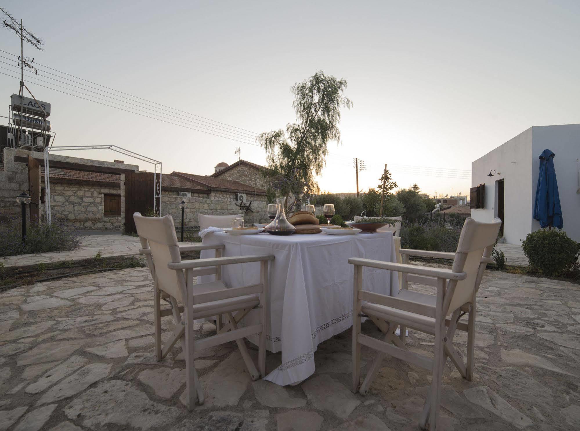 Meleni Cottage Houses Parekklisia 外观 照片